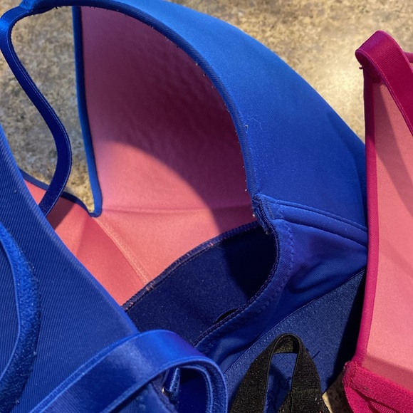 🔥Flash Sale🔥 3 Pink Victoria’s Secret Bras 36D Pink Blue and Black - Picture 17 of 17